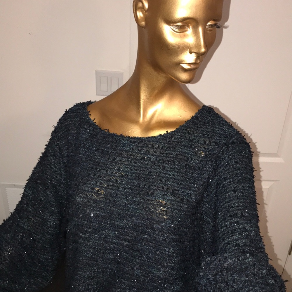 VINCE CAMUTO Sweater - Picture 5 of 7